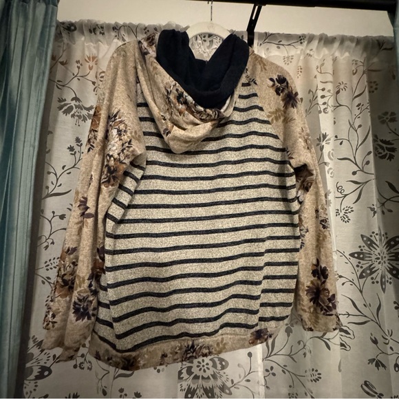 LOVELY MELODY | double hoodie contrasting fabric floral & stripe | XL - Picture 4 of 5